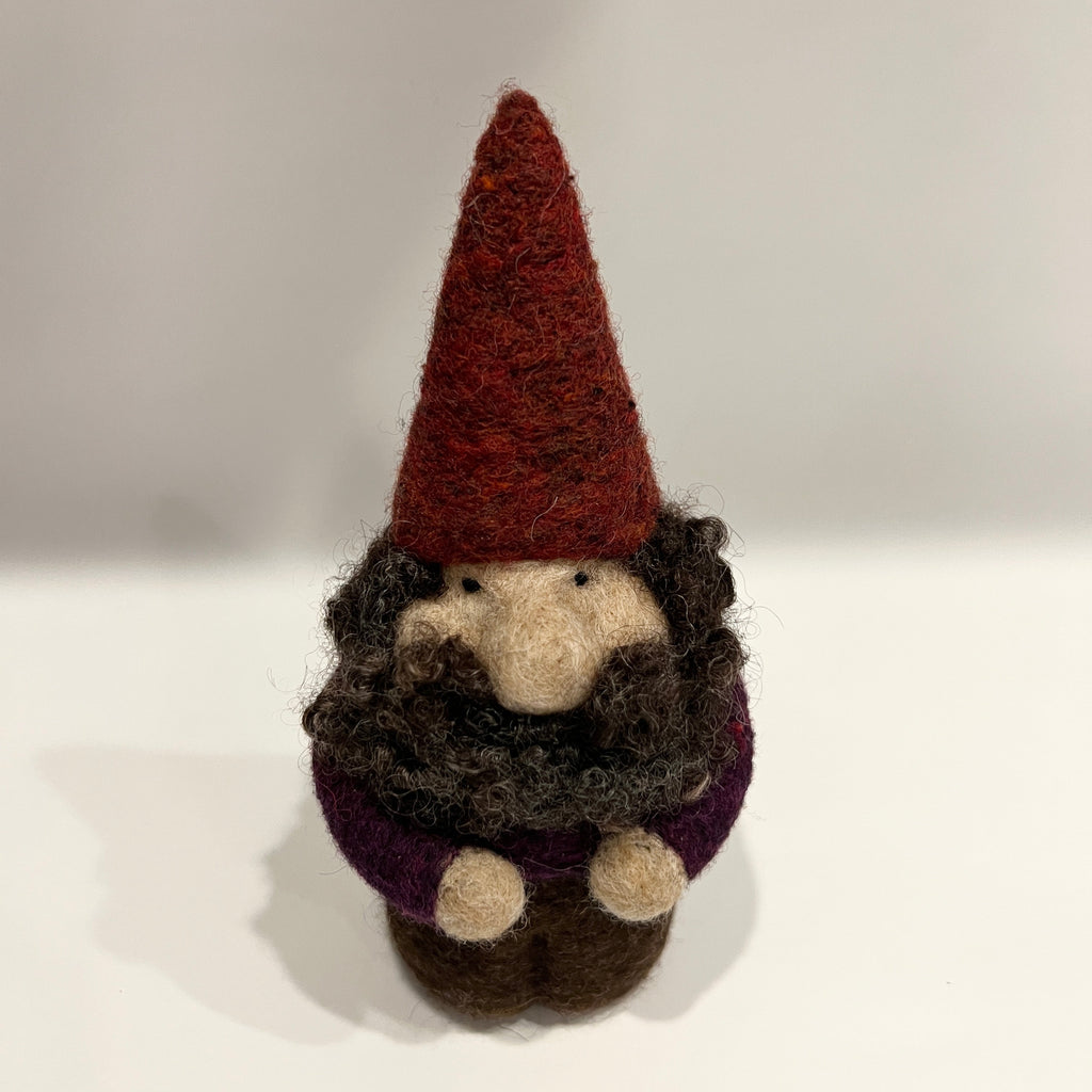 Gnome (purple shirt)